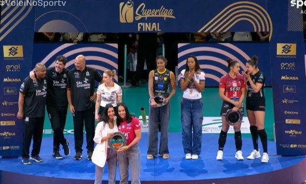 Seleo da Superliga Feminina de Vlei (foto: Reproduo/SporTV)