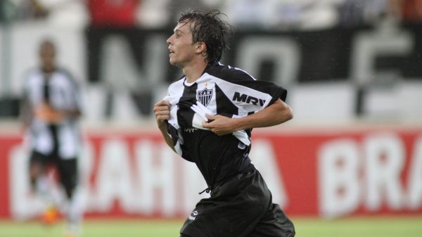 Bernard em campo na Arena do Jacar pelo Atltico (foto: Rodrigo Clemente/Esp. EM/D.A Press)