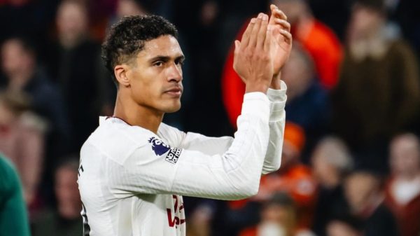 Raphael Varane pelo Manchester United (foto: Reproduo Instagram de Raphael Varane)