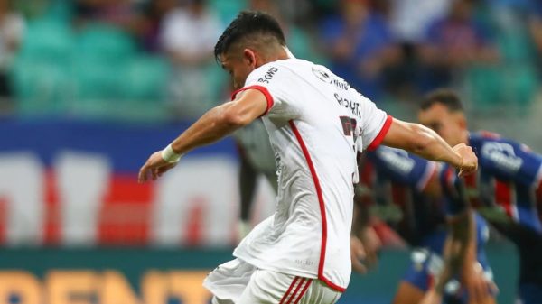 Carlos Alcaraz, meio-campista que estava no Flamengo (foto: Reproduo Instagram)