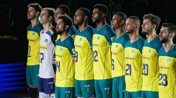 Seleo Brasileira Masculina de Vlei em julho de 2024 (foto: Reproduo Instagram de Isac)