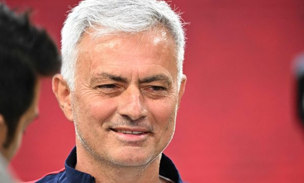 Mourinho, da Roma (foto: AFP)