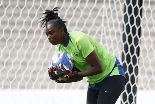 Tain durante treino da Seleo (foto: Rafael Ribeiro / CBF)