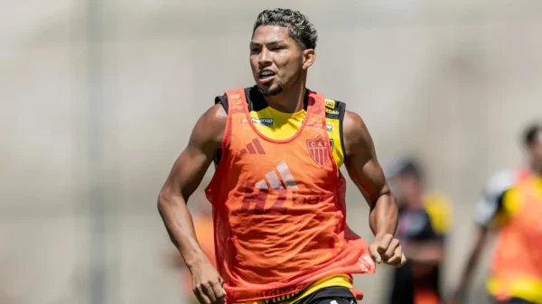 Rony em treinamento pelo Atltico (foto: Pedro Souza / Atltico)