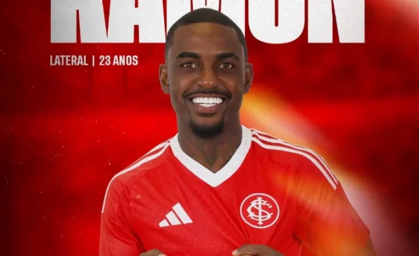 Ramon, lateral do Internacional (foto: Divulgao Instagram @scinternaciona)