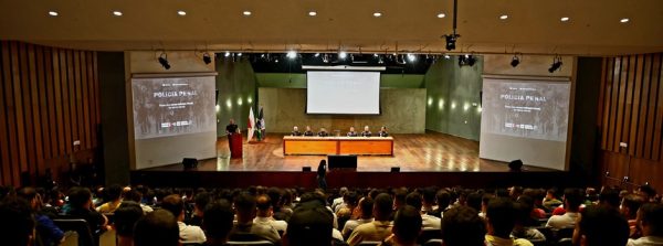 Governo de Minas empossa 1.136 policiais penais nesta semana