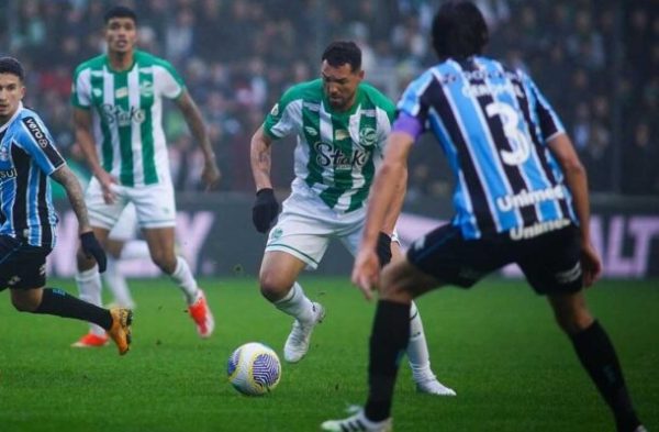 Grêmio perde para Juventude no Alfredo Jaconi e se afunda no Z4