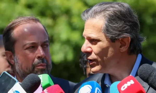 Haddad e Pacheco pedirão à Justiça prazo extra para Minas pagar dívida