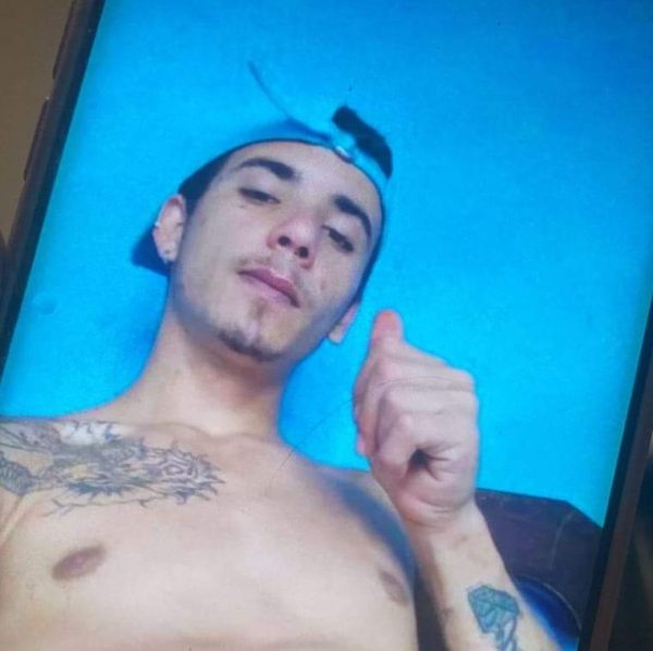 Jovem é morto a pauladas em Inhapim