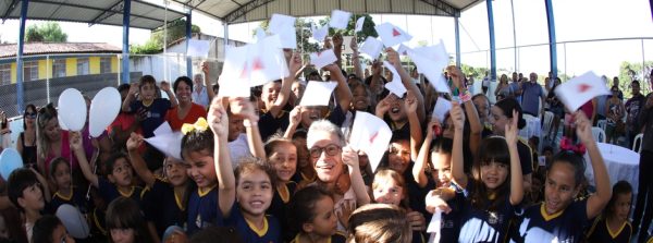 Obras e melhorias em escolas são vistoriadas em municípios mineiros pelo governador Zema