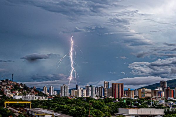 INMET divulga alerta de tempestade para 58 cidades do Nordeste de Minas