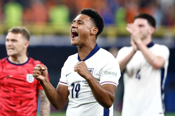 Ollie Watkins (foto: KENZO TRIBOUILLARD / AFP)