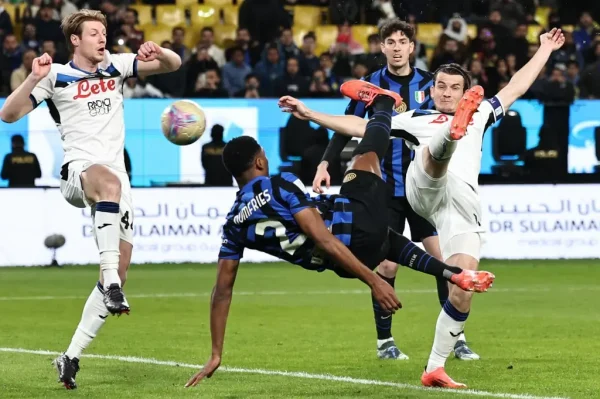 Inter de MIlo e Atalanta (foto: Fadel Senna / AFP)