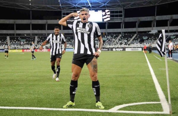 Tiquinho, ex-atacante do Botafogo (foto: Vtor Silva/BFR)