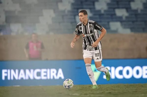 Paulo Vitor, meio-campista do Atltico (foto: Pedro Souza/Clube Atltico Mineiro)