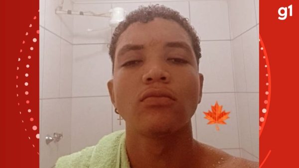 Jovem é morto a tiros e facadas em Marilac; rapaz gritou por socorro e foi encontrado na rua com a lâmina da faca cravada nas costas