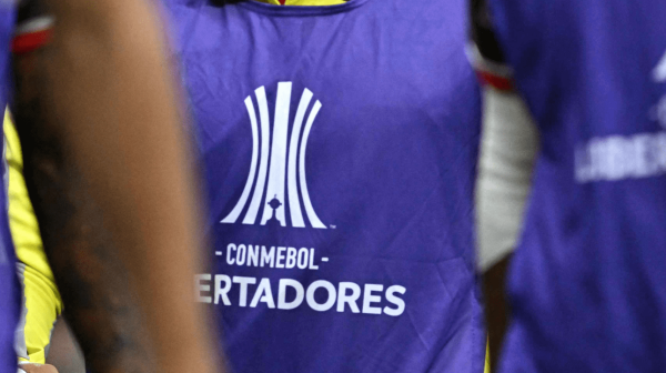 Colete da Copa Libertadores (foto: Mauro Pimentel/AFP)