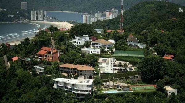 Nova casa de Neymar em Santos (foto: Divulgao / redes sociais )