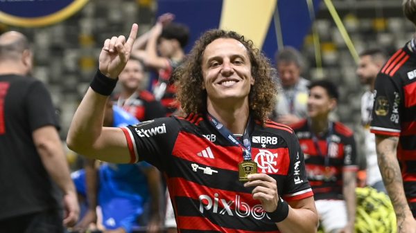 No radar do Cruzeiro, David Luiz tem proposta de clube europeu