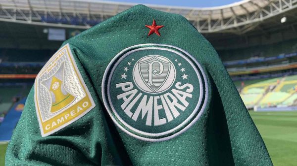 Jogador do Palmeiras faz comentário homofóbico na web e causa polêmica