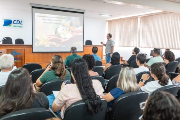 Ipatinga promove palestra sobre turismo sustentável