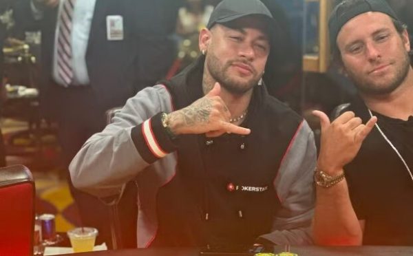 Poker: Neymar perde pote de R$ 939 mil, mas tem lucro milionário