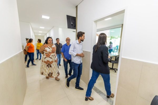 Prefeito Gustavo Nunes realiza visita técnica às obras das UBS’s dos bairros Veneza e Iguaçu