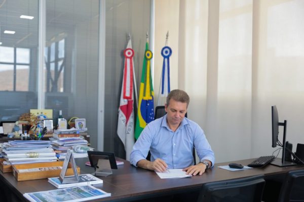 Prefeito Sadi Lucca anuncia o cancelamento da programação de aniversário da cidade