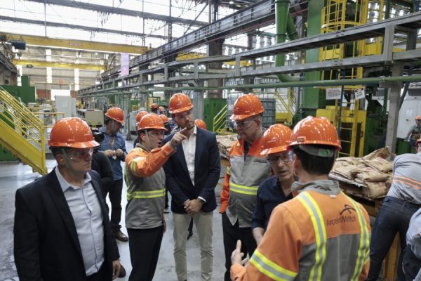 Presidente da ALMG participa de cerimônia de ampliação de produção de unidade da ArcelorMittal