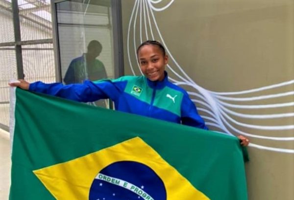 Raíssa Estefani, da Usipa, conquista 4º lugar no Sul-Americano de Marcha Atlética em Recife