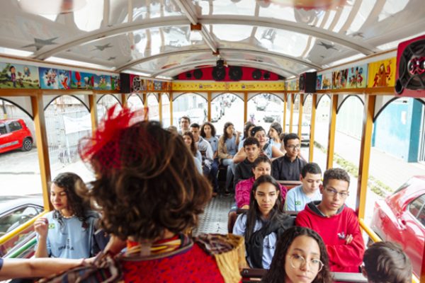 Roteiro Cultural “Caminhos do Trem” conta a história da ferrovia de Ipatinga para comunidade