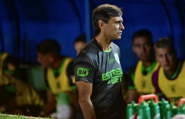 Fabián Bustos não é mais técnico do América