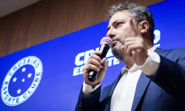 ‘Se o Dudu pipocar, nunca mais vai ter espaço no Cruzeiro’, diz Mattos a Jaeci