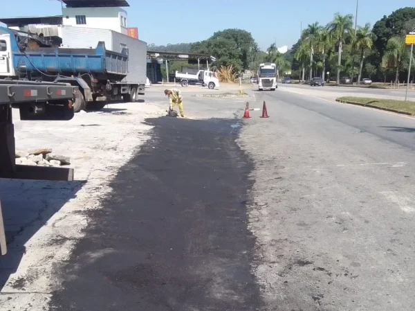 Operação tapa-buracos executa cronograma intenso em Ipatinga