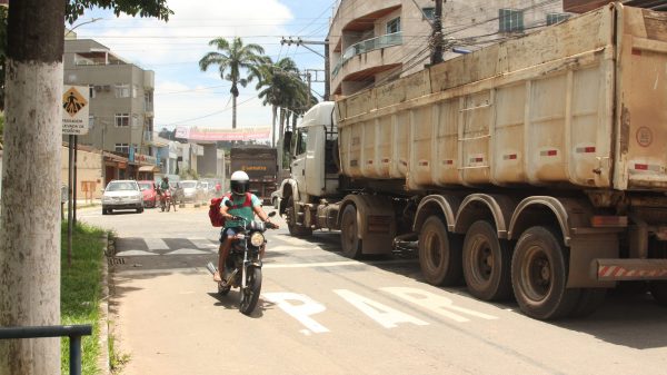 Timóteo decreta restrição a circulação de veículos de carga com peso bruto