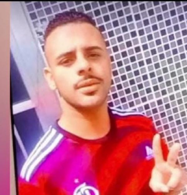 Tiroteio em loja de conveniência  termina com homem morto, dois policiais e uma jovem feridos em Teófilo Otoni