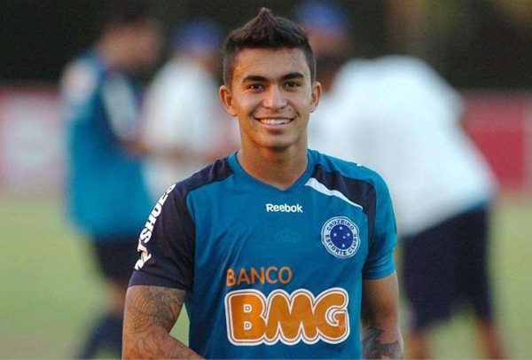 Torcedores do Cruzeiro reagem ao acordo com Dudu: ‘Uai Madrid ataca novamente’