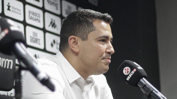 Vasco anuncia saída de Pedro Martins, ex-diretor do Cruzeiro