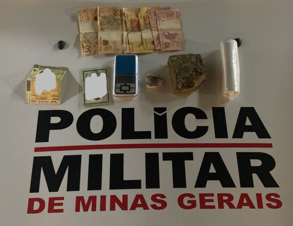 PM de Timóteo prende dois homens por tráfico de drogas