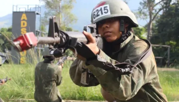 Marinha forma a primeira turma de mulheres combatentes » Portal MaisVip