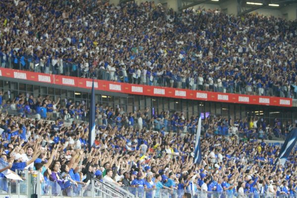 Torcedores do Cruzeiro no Mineiro (foto: Ramon Lisboa/EM/D.A Press)