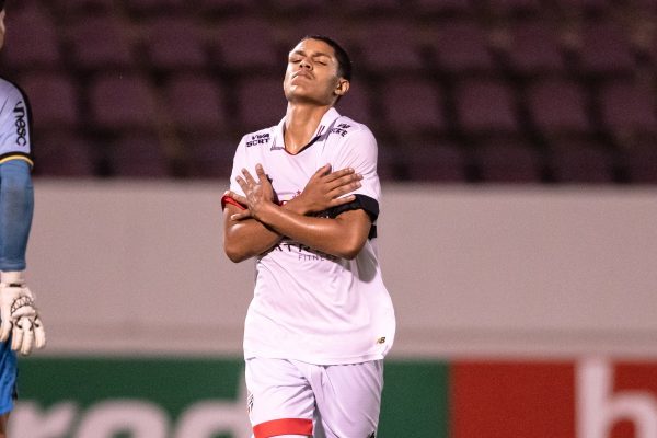 Ryan Francisco comemora gol pelo So Paulo na Copinha (foto: Guilherme Veiga/Saopaulofc.net)