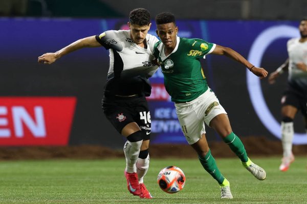 Lance do jogo entre Palmeiras e Corinthians (foto:  Cesar Greco/Palmeiras)