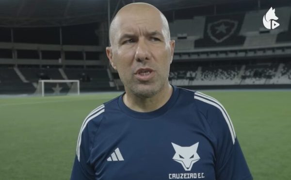 Leonardo Jardim, tcnico do Cruzeiro (foto: TV Cruzeiro/Reproduo/YouTube)