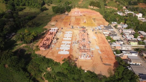 Obras de 500 novas moradias populares avançam em Fabriciano