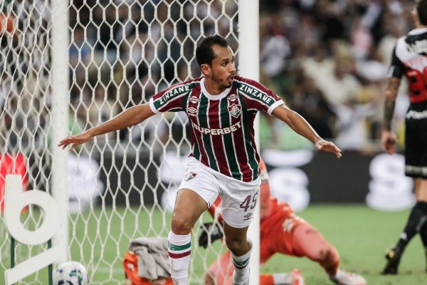 Lima comemora gol pelo Fluminense no Maracan (foto: LUCAS MERON / FLUMINENSE)