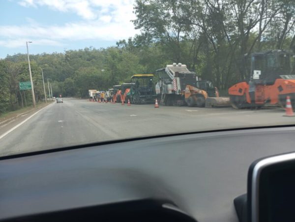 Nova 381 inicia obras noturnas no pavimento em Ipatinga