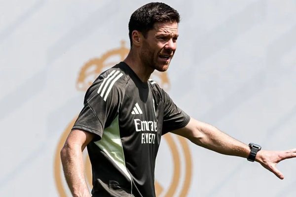 Xabi Alonso (foto: Divulgao / Real Madrid)
