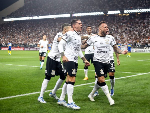 Corinthians fecha acordo de R$ 370 milhões e agora quer xodó da torcida Atleticana