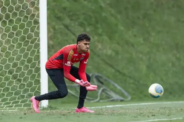 América contrata Matheus Mendes do Atlético por empréstimo